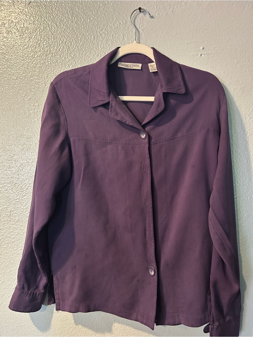 Amanda Smith 100% Pure Silk. Deep Purple Blouse-Small.  Runs more like Medium